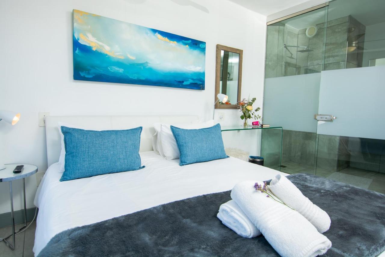 Ocean Breeze Hotel Strand Extérieur photo