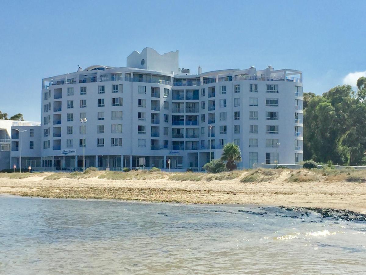 Ocean Breeze Hotel Strand Extérieur photo